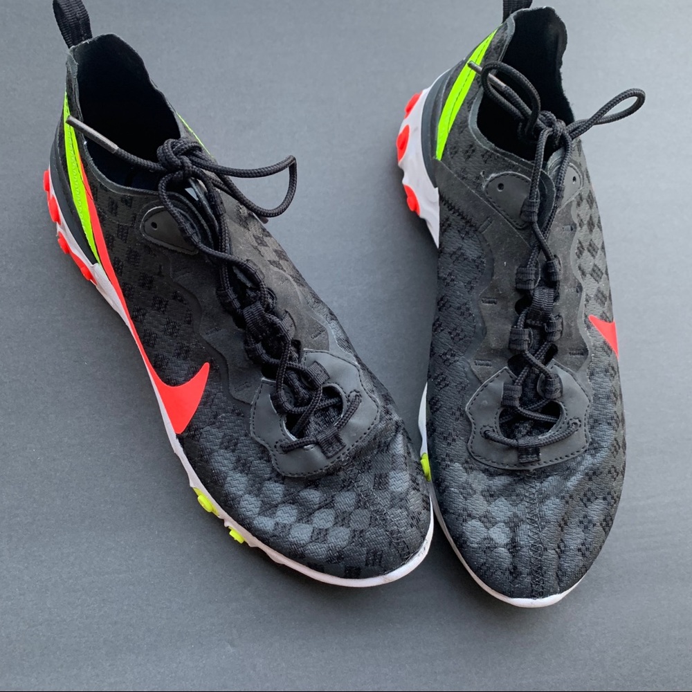 Nike Element React 55 Sneakers